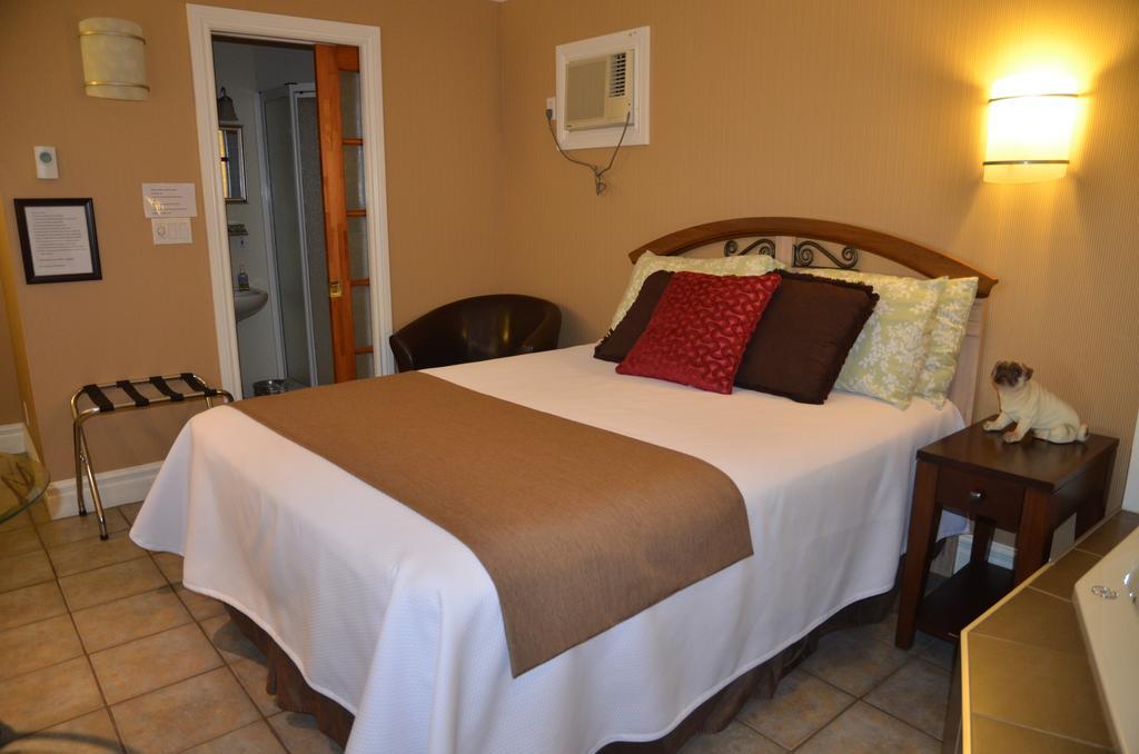 Motel Derfal Repentigny Exteriér fotografie