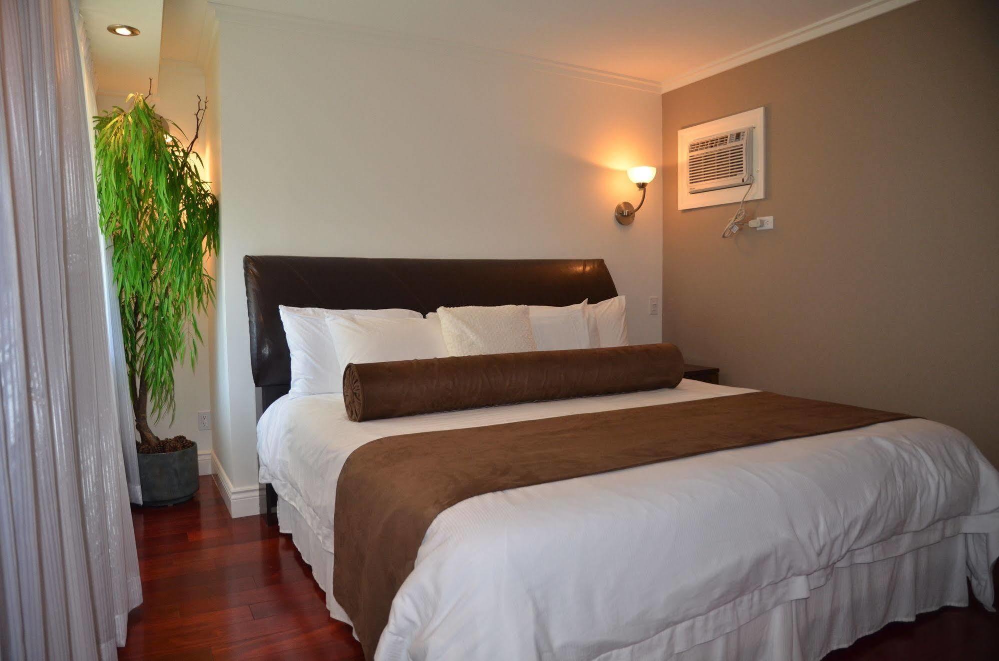 Motel Derfal Repentigny Exteriér fotografie