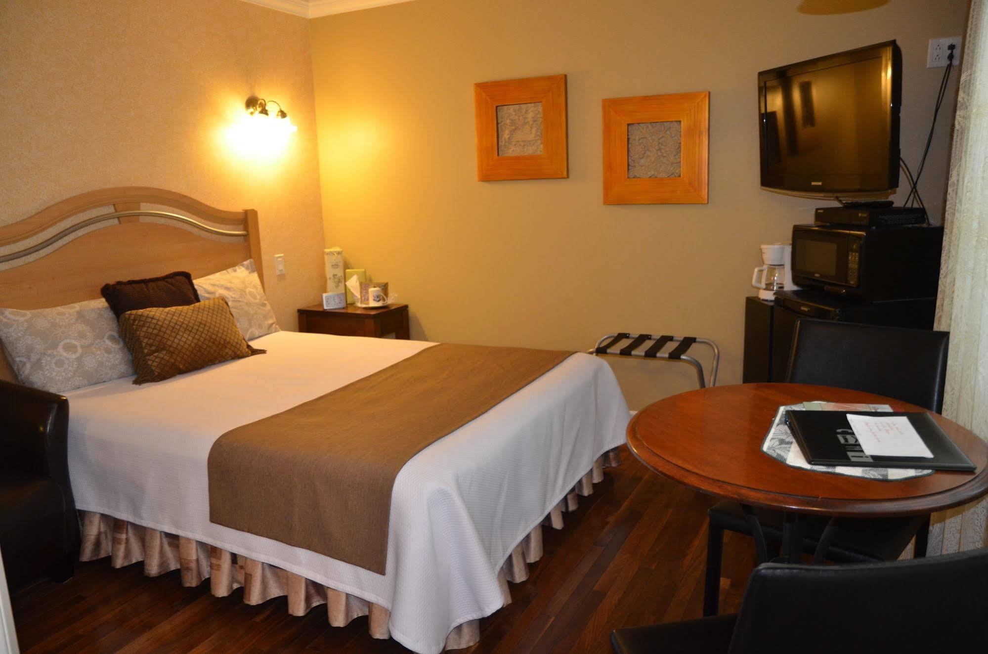 Motel Derfal Repentigny Exteriér fotografie